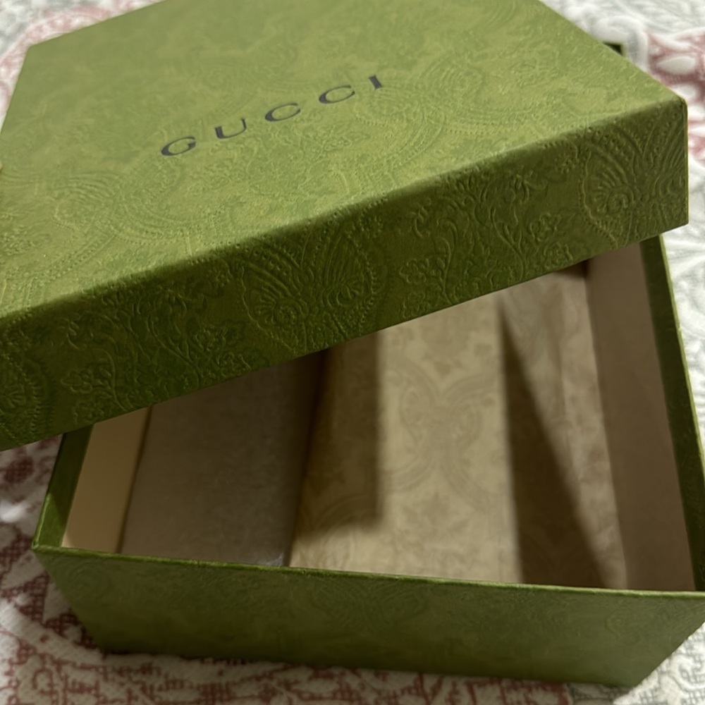 🆕 Gucci Box!! - Picture 6 of 13